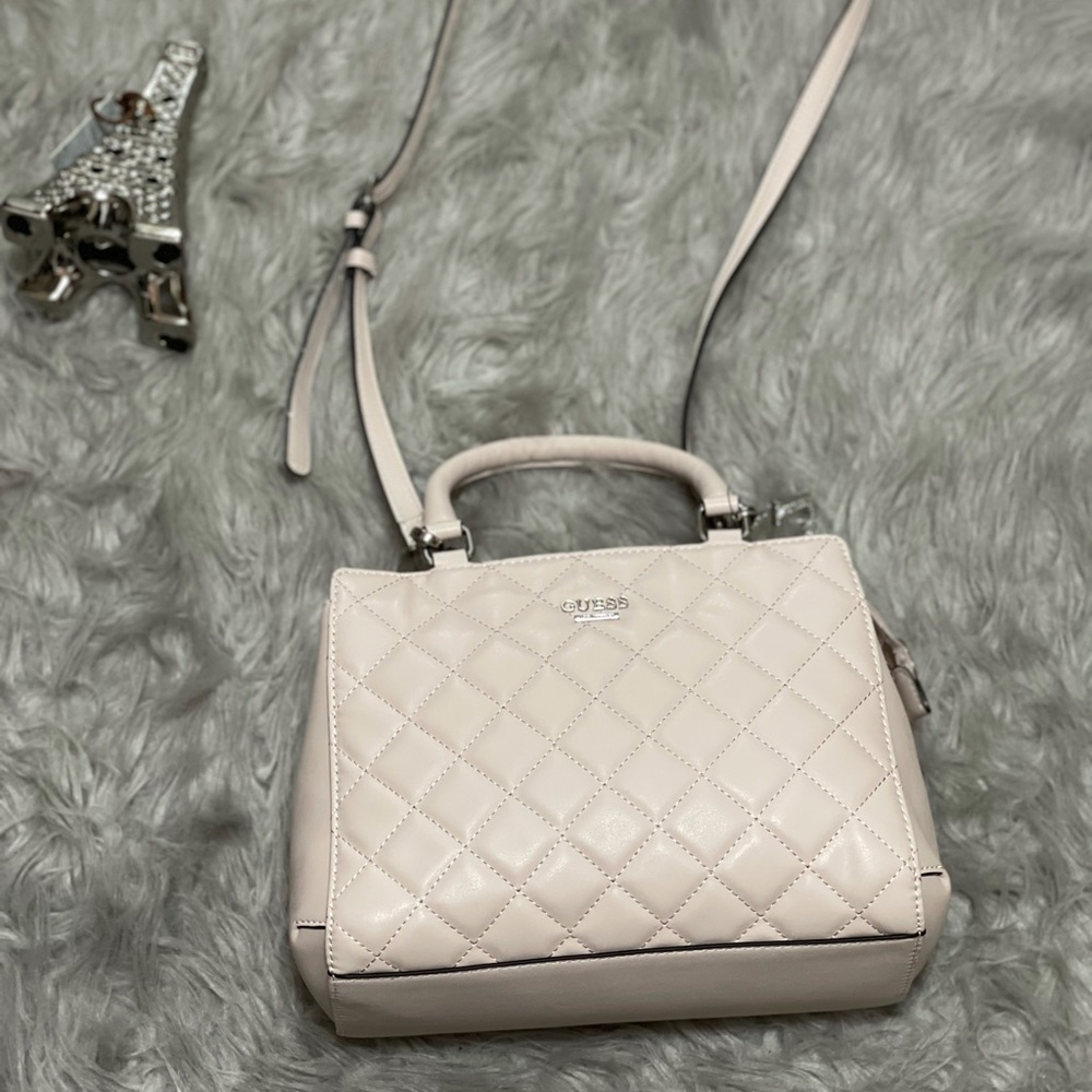 GUESS SLING BAG - Picture 4 of 4